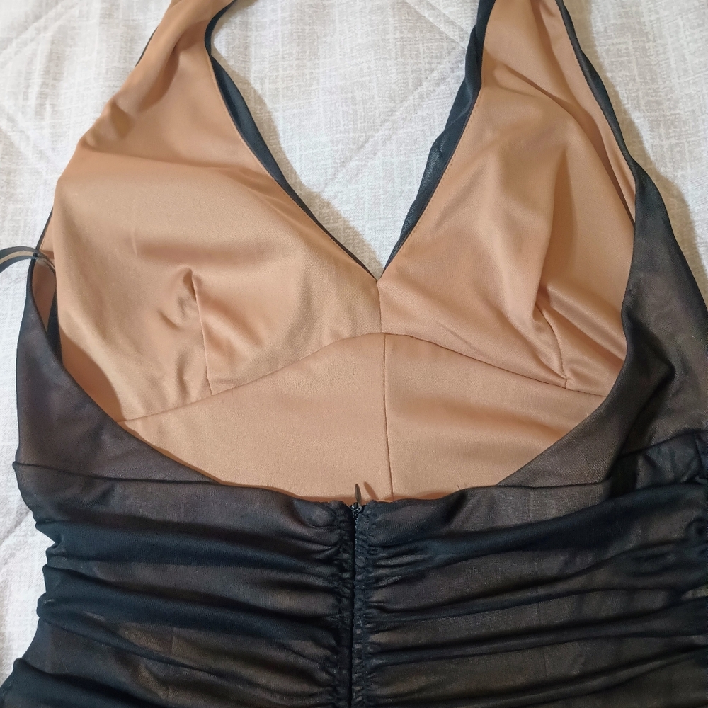 Connected Woman Elegant Black Backless Evening Dress Size 12. - Picture 10 of 14